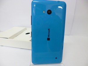 lumia-640-backside-showing-camera-flash-led-and-speaker-port