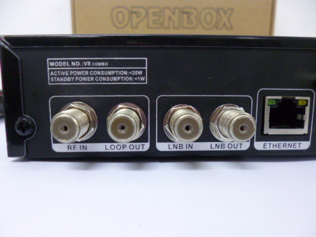 Openbox-V8-decoder-showing-RF-ports