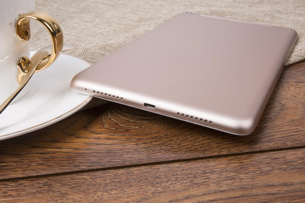 tecno-droidpad-8-ii-backside